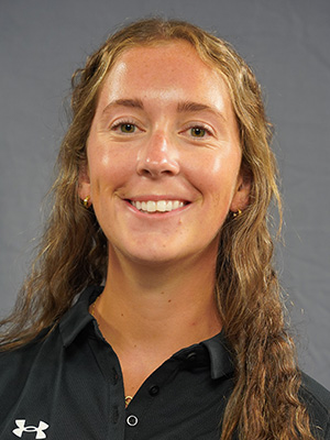 Leah Casey Headshot