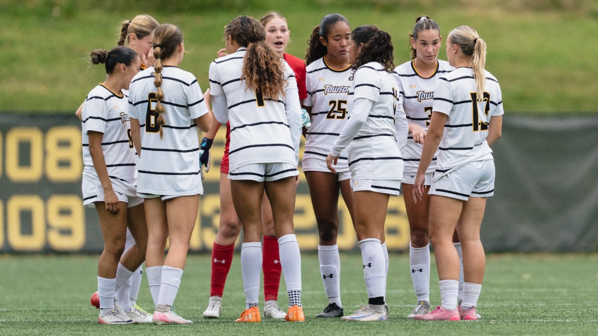 WSOC huddle