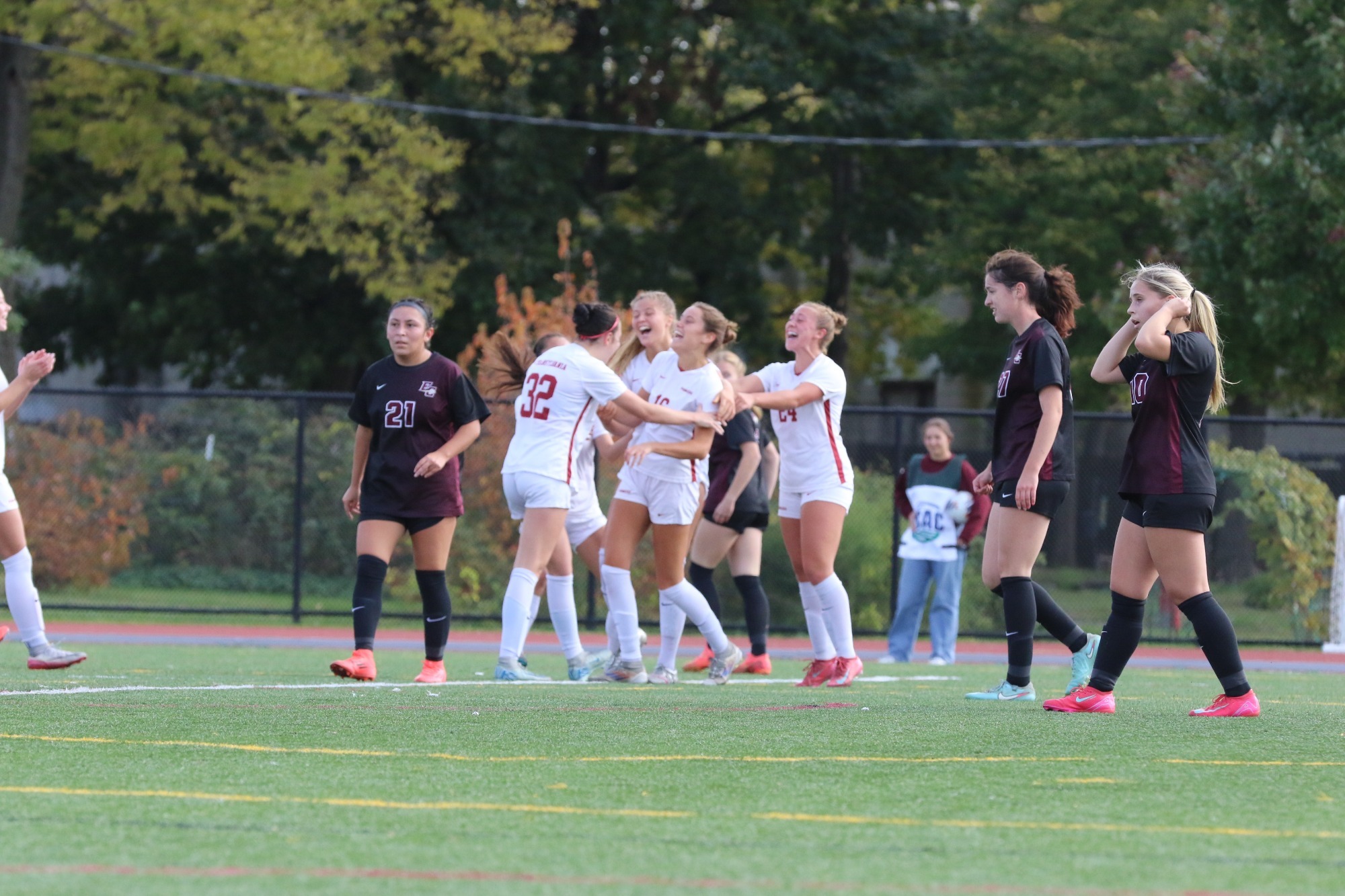 Transylvania celebrates after Olivia Thomas (#16) scores in the HCAC Quarterfinal against Earlham on Saturday. Image: John Blair