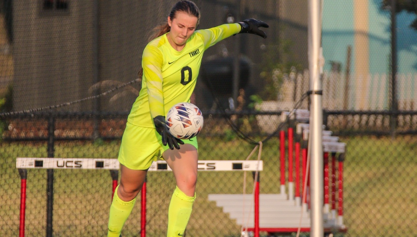 Carrie Stevens (#0) in goal for Transylvania. 