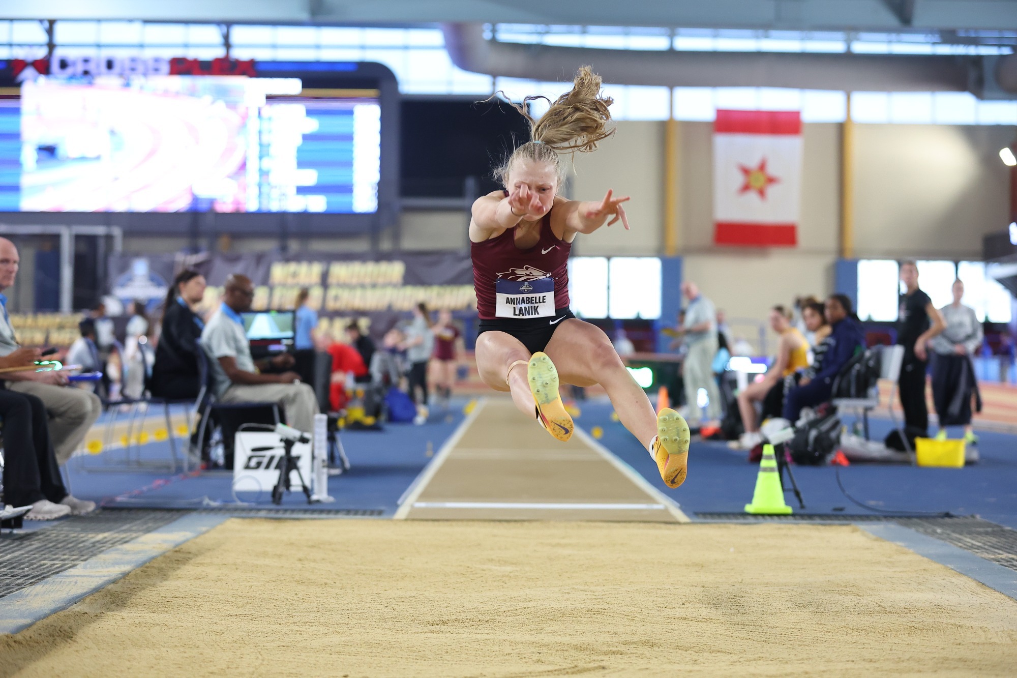 260313 track story pic