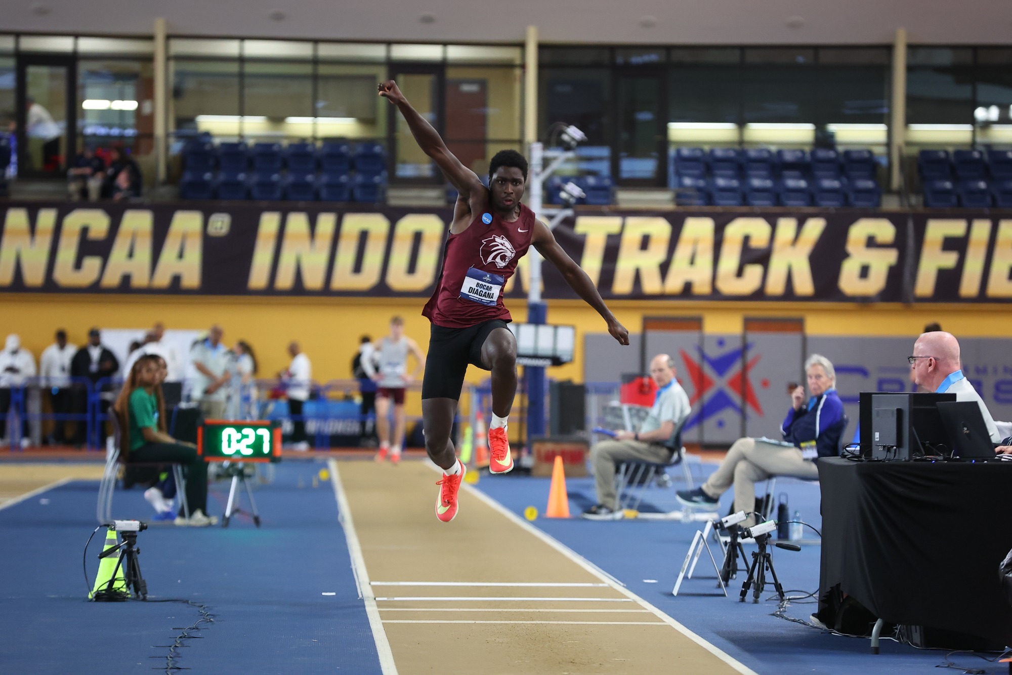 260314 track story pic