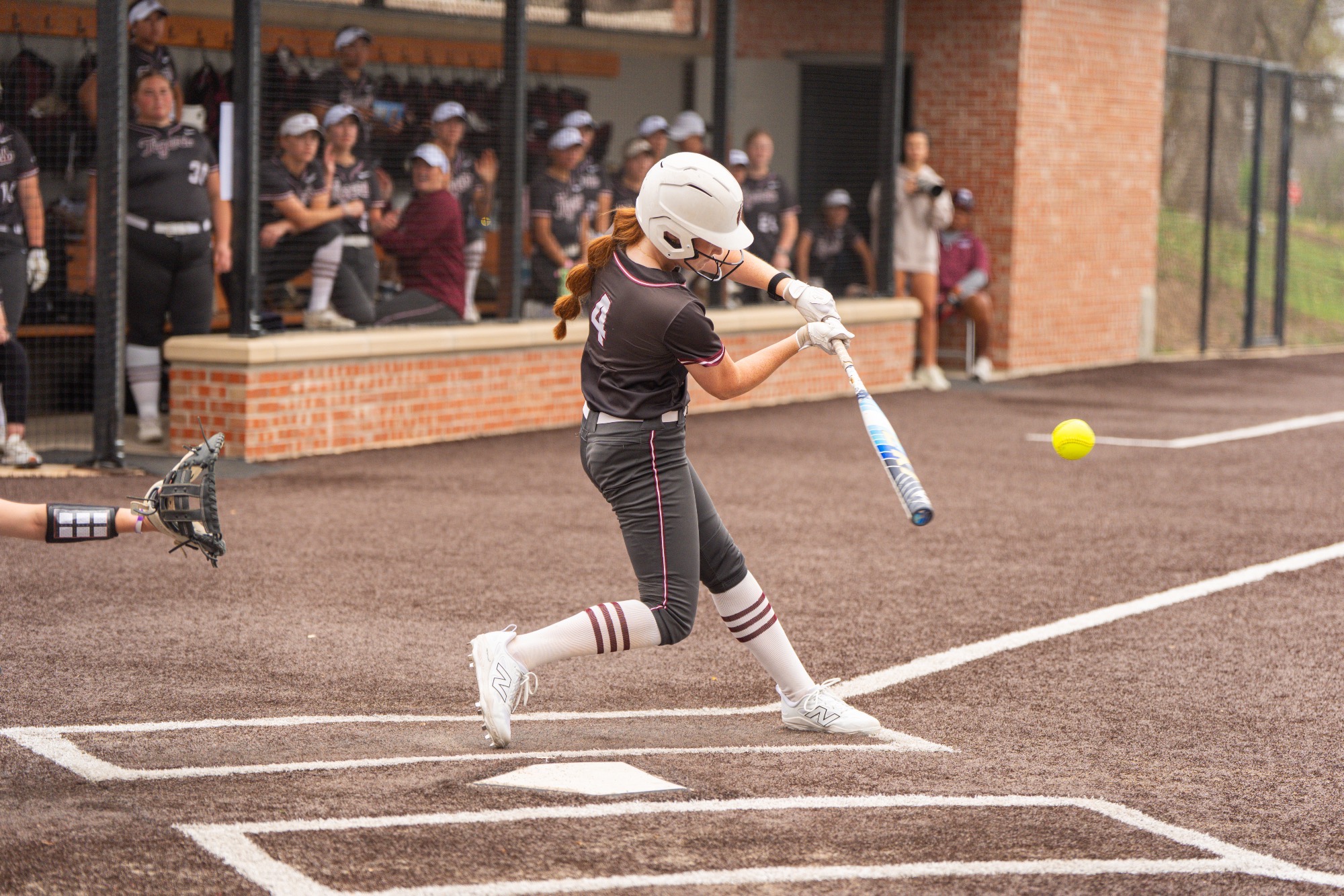 260306_softball vs hpu