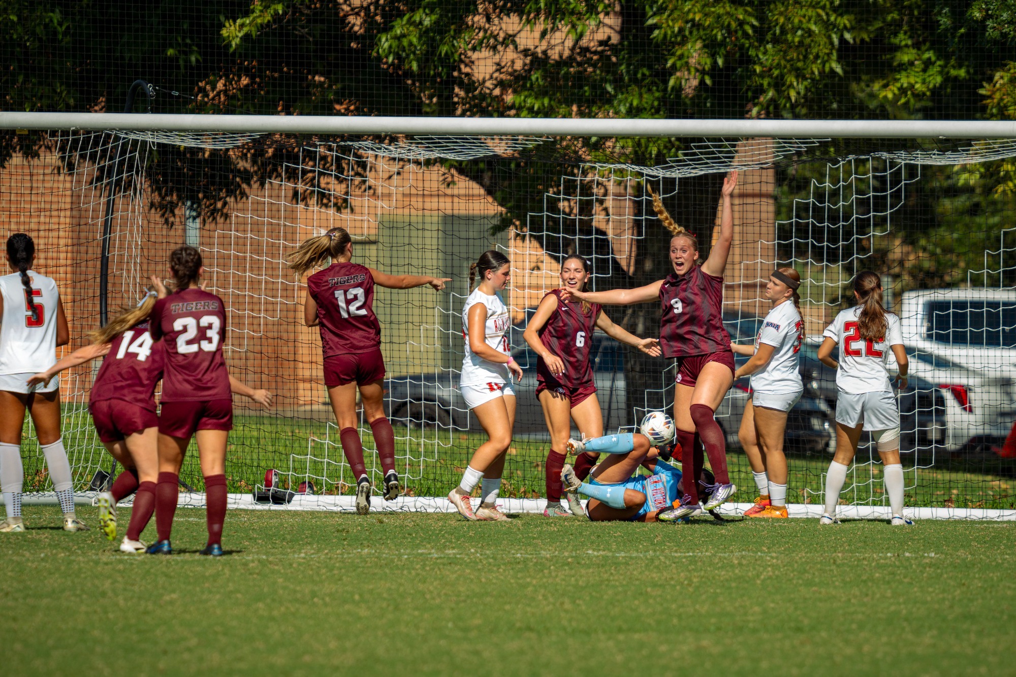 260907 wsoc story pic