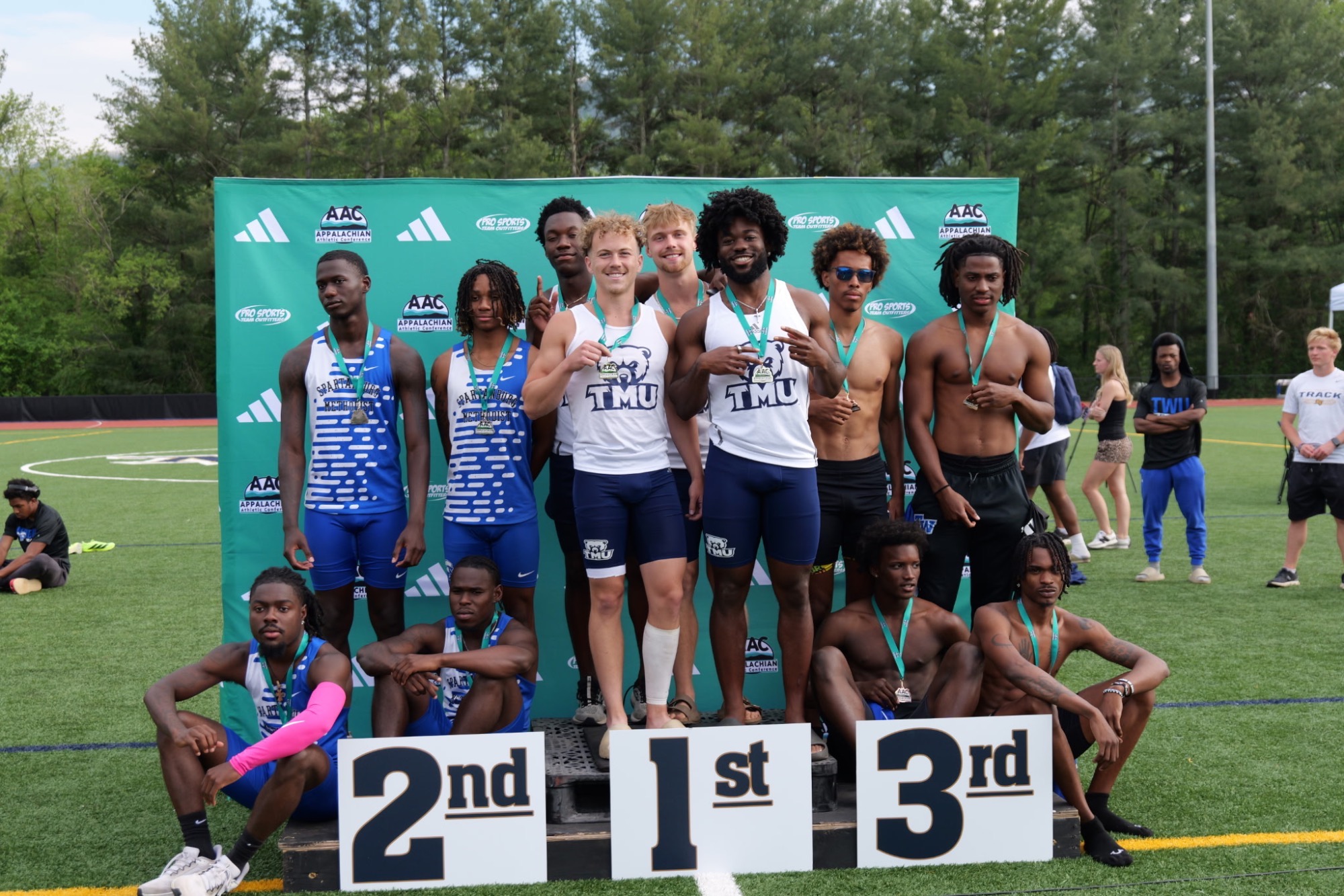mens track