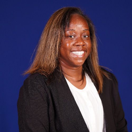  Lola Oredugba 