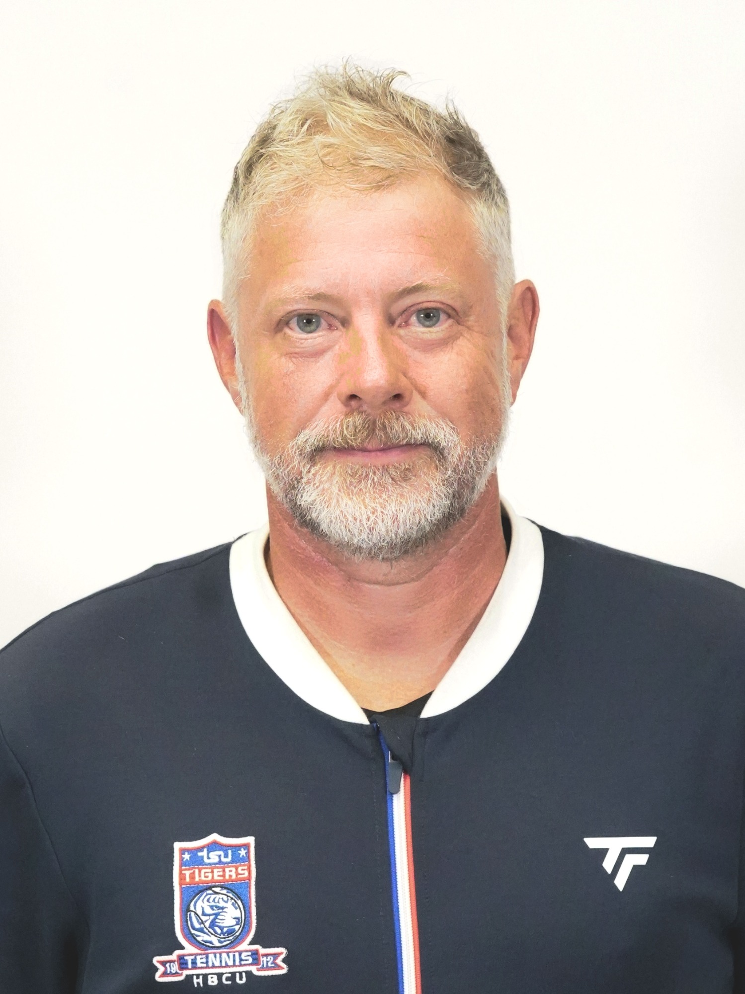 Tood_Smith_headshot_22
