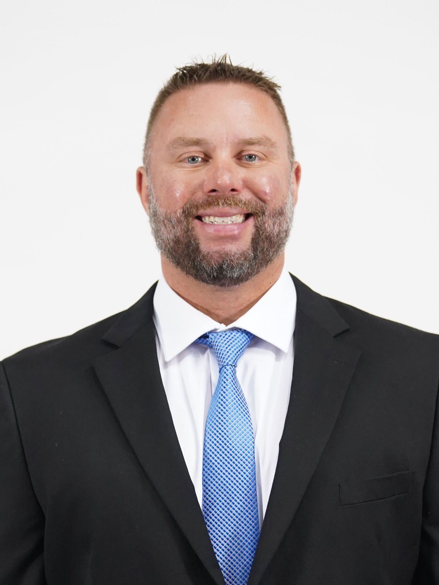 trevor_searcy_22_headshot
