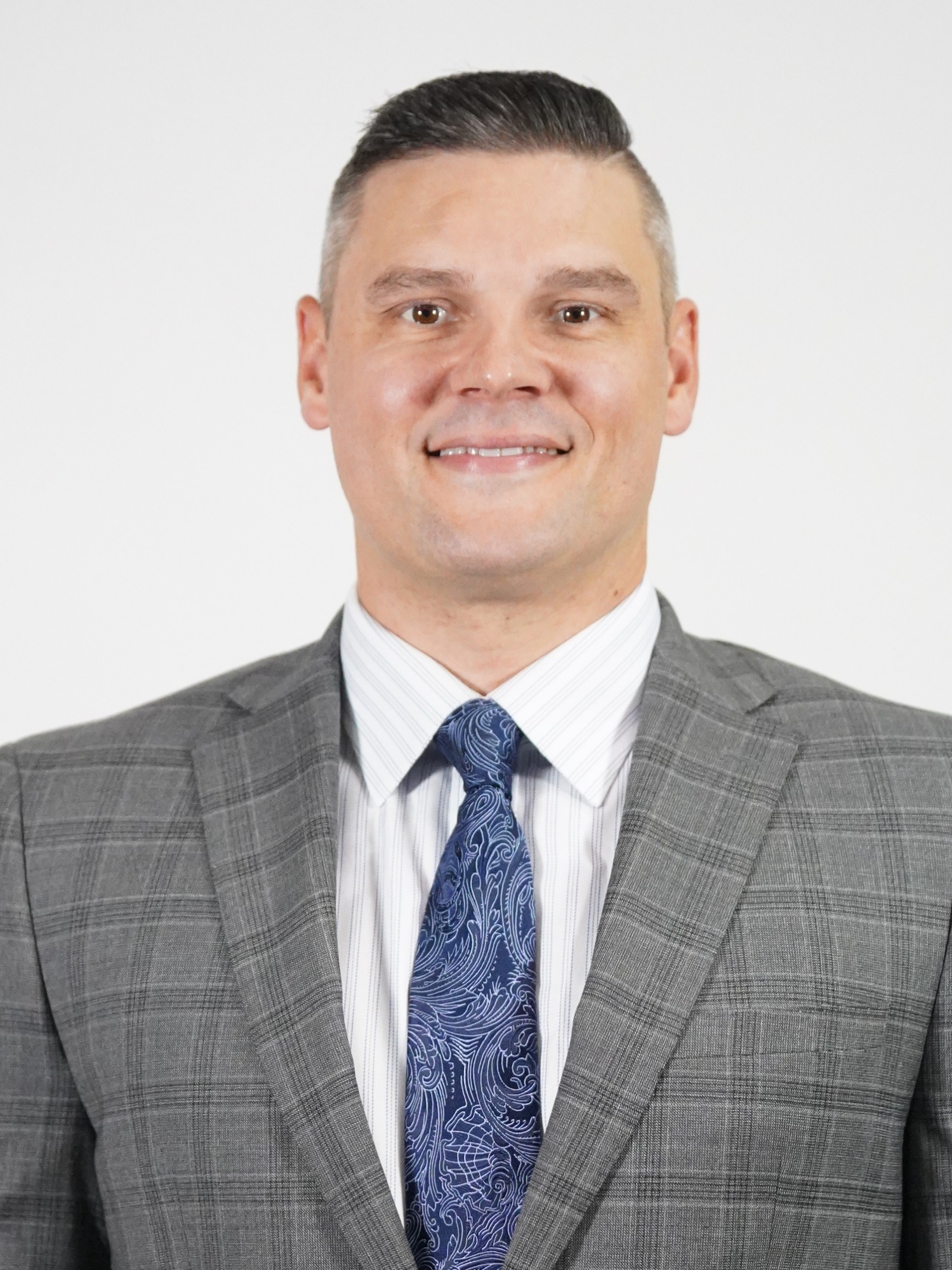 Jeremy Lewis Headshot