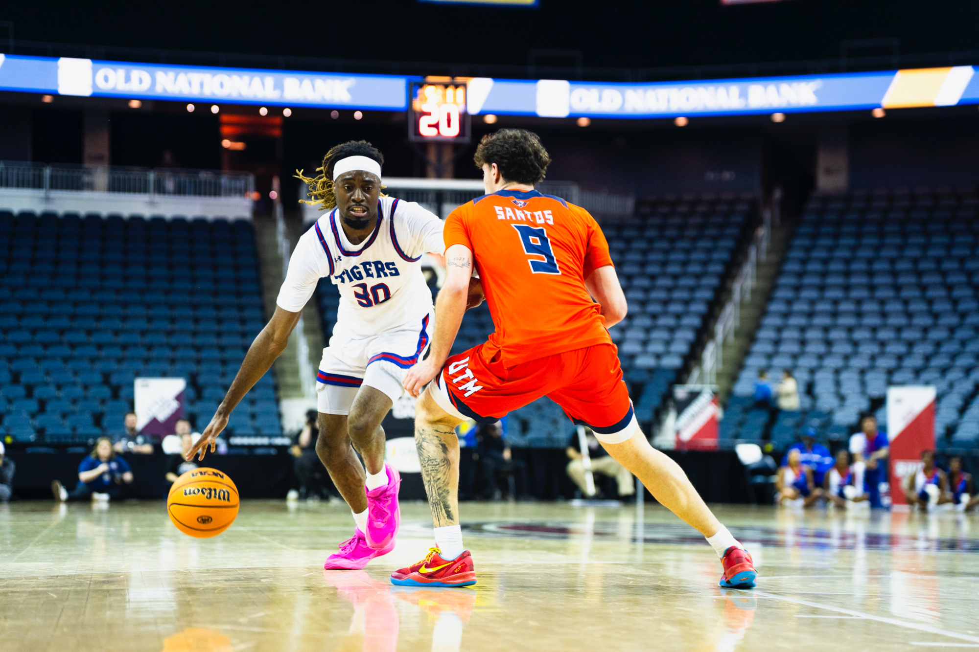 Aaron Nkrumah vs UT Martin OVC Semfinals