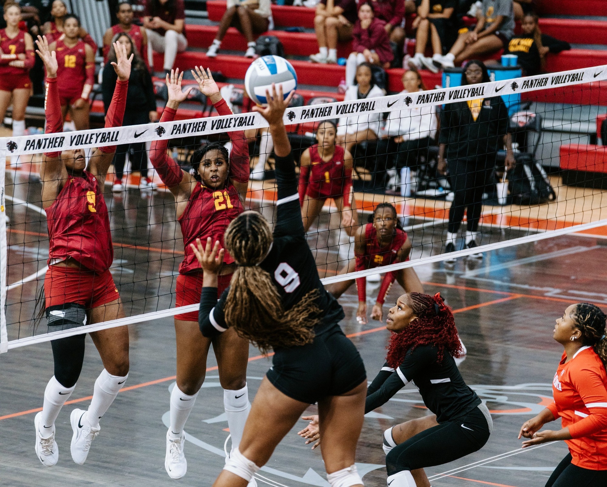 J. Jones, T. Cooper vs. CAU VB 2026