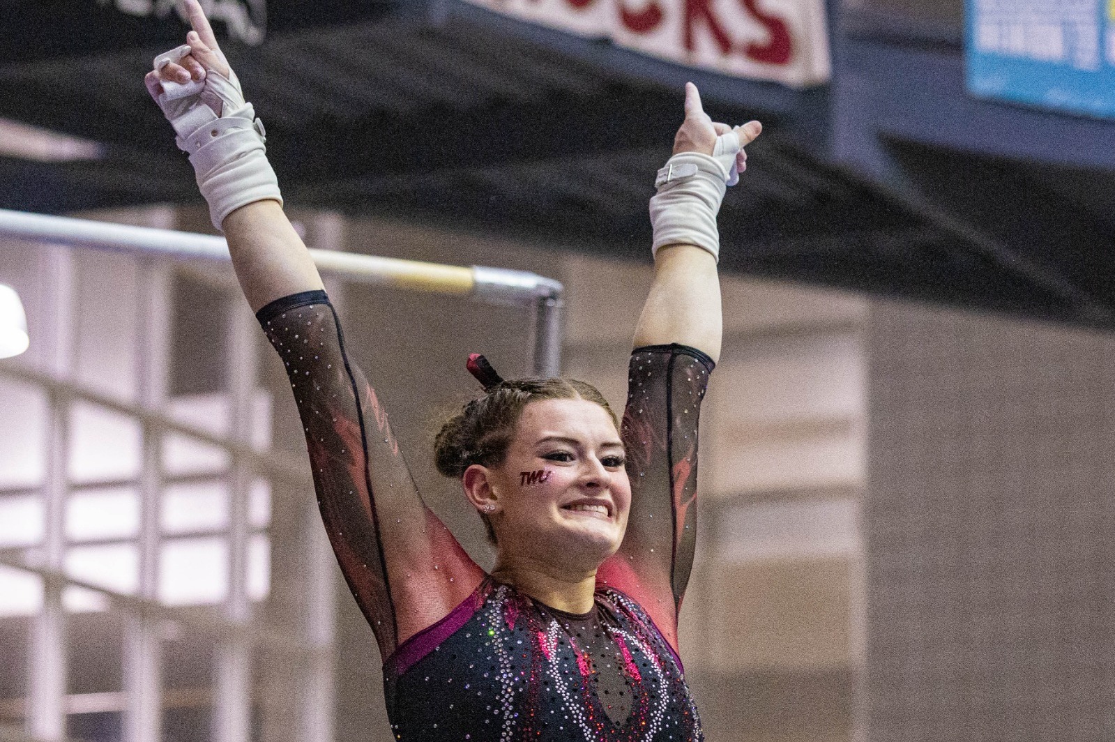 caroline bowns bars - wins event title 