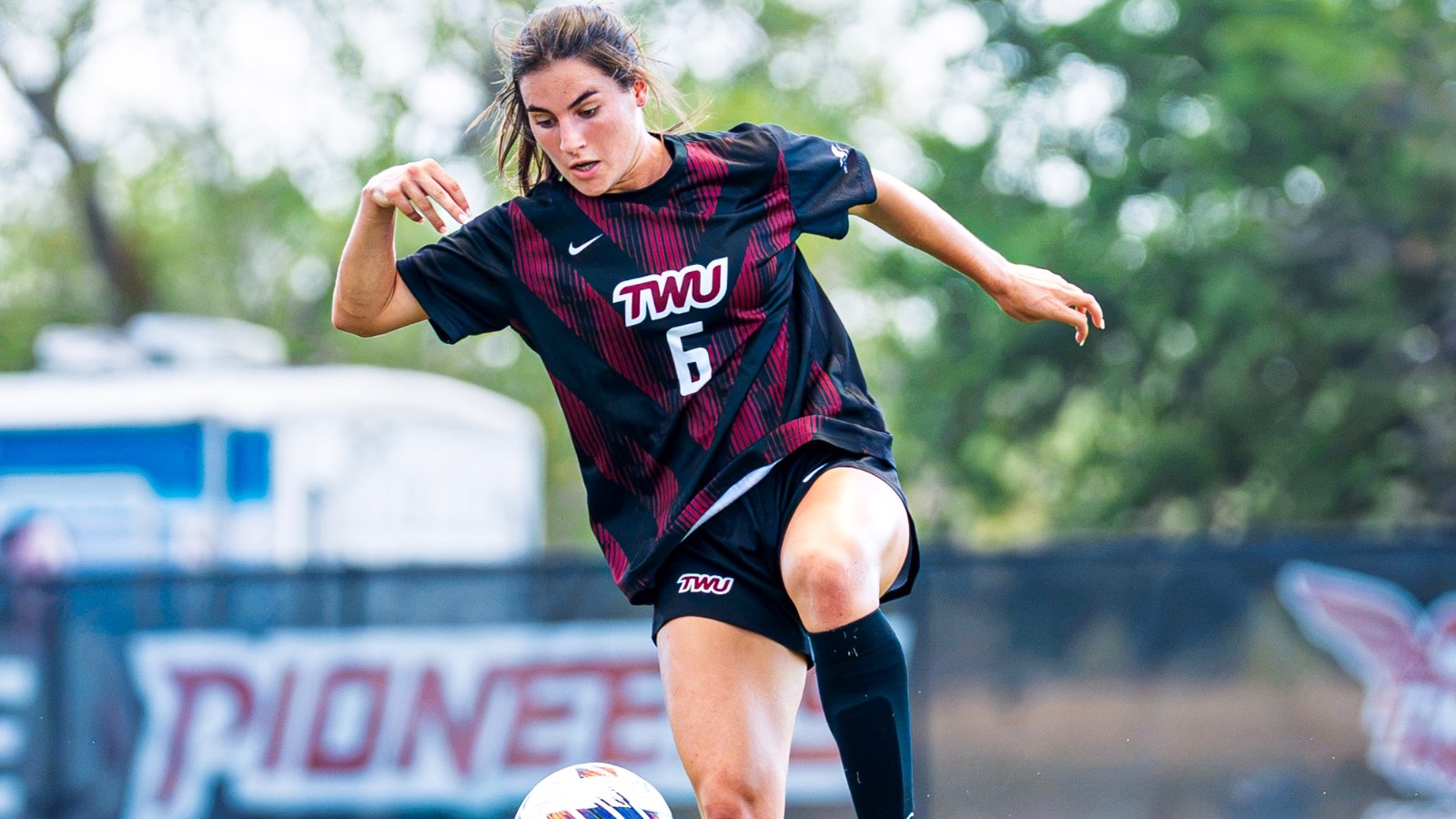 Lauren vs SUl Ross 