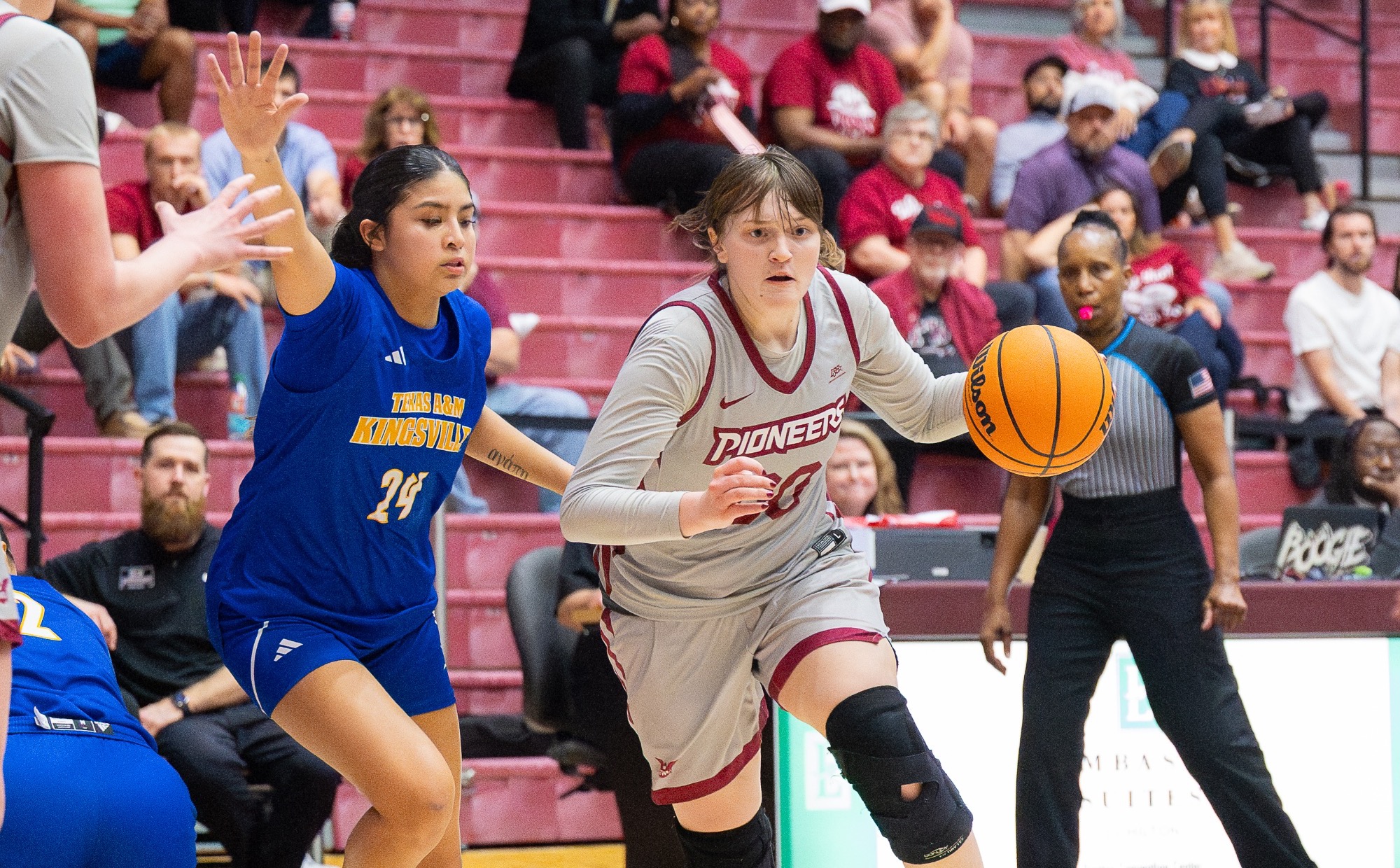 Jaylee Moss vs TAMUK