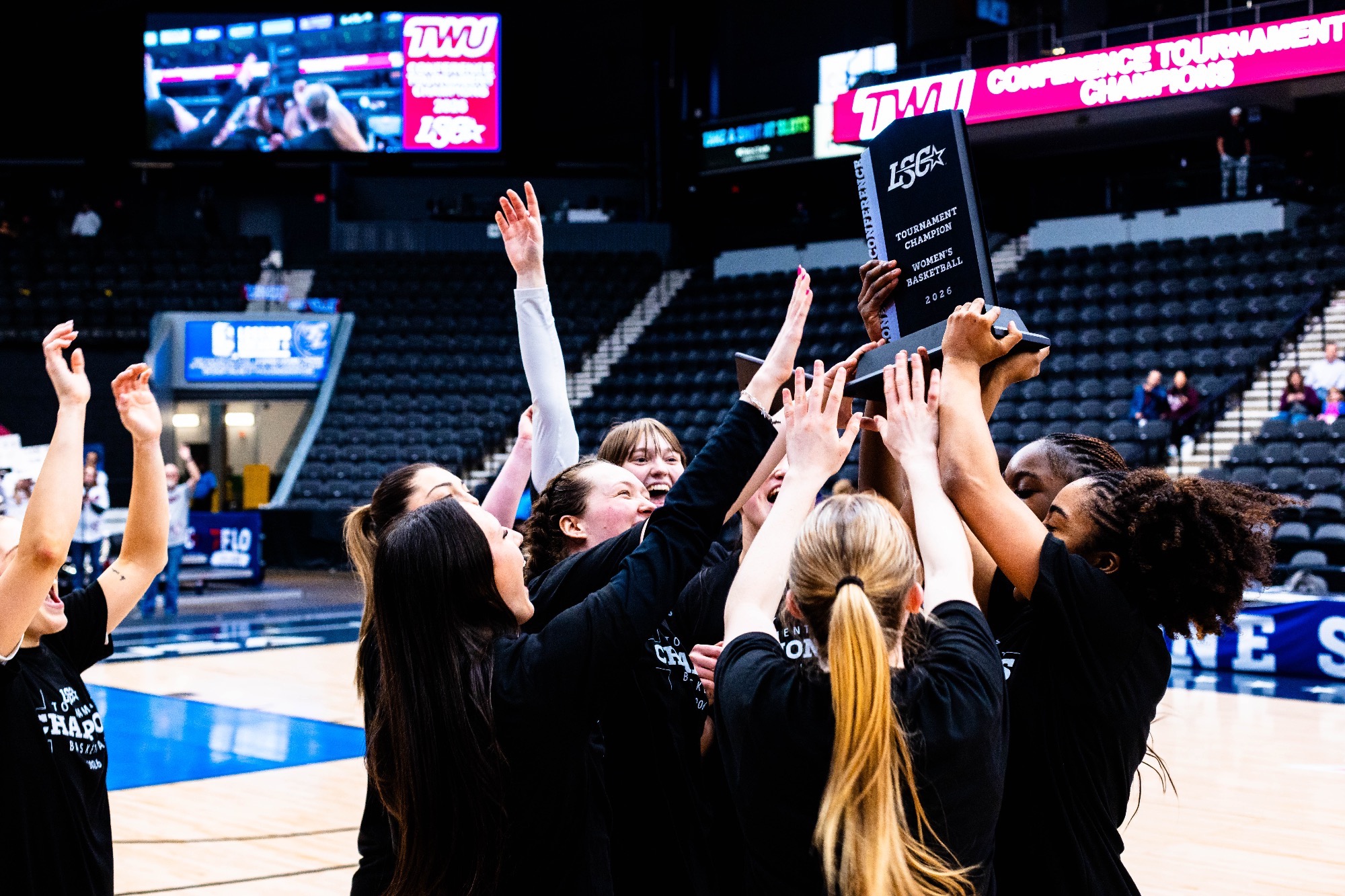 TWU BB celebrates win at LSC