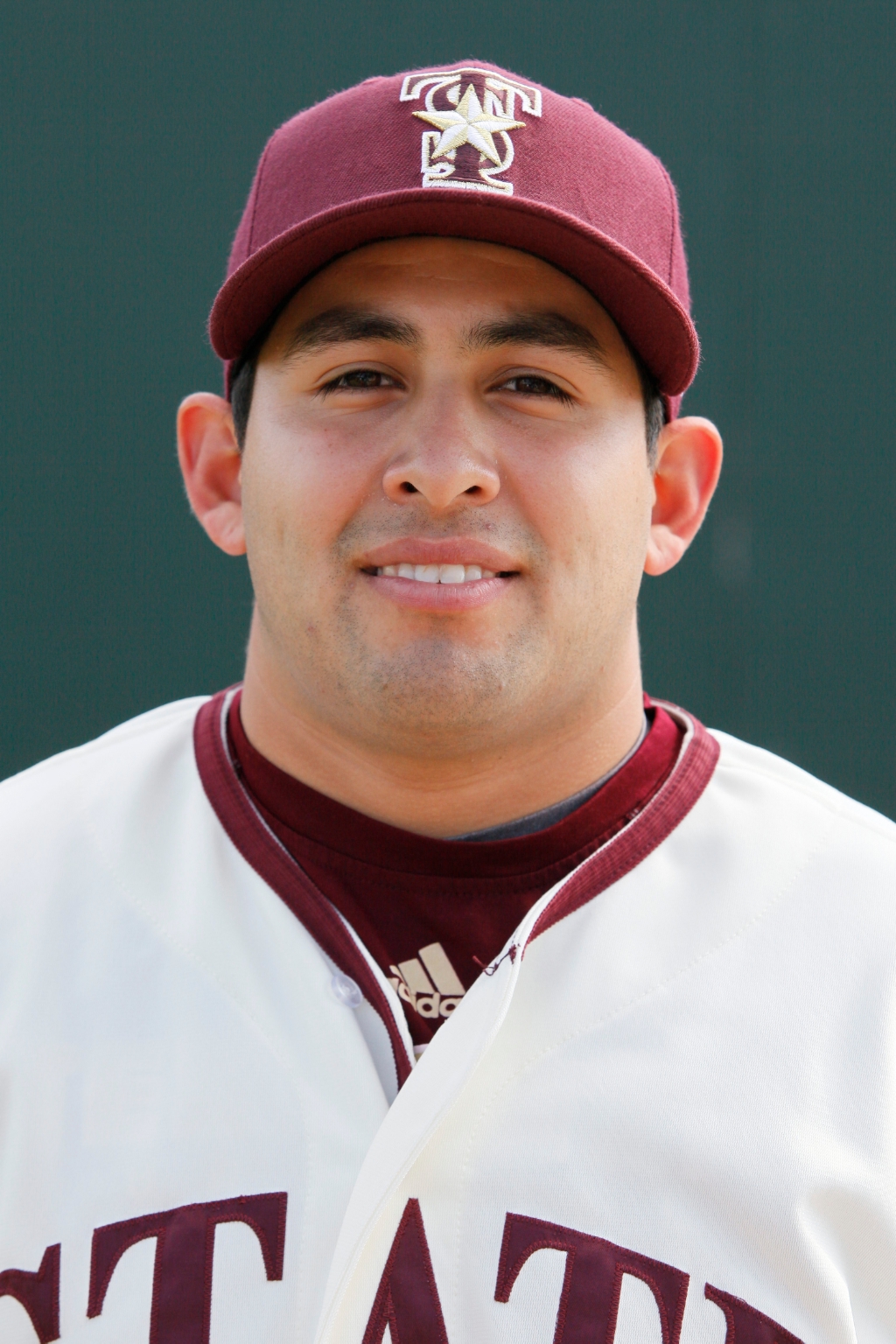 Daniel Fernandez headshot