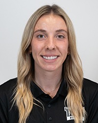 Eszter Toth