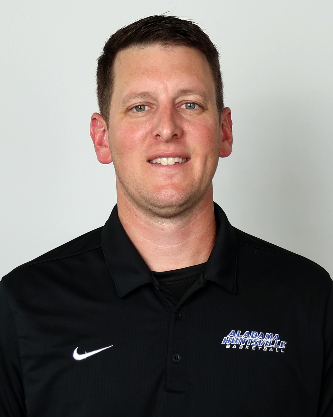 Kyle Overstreet headshot