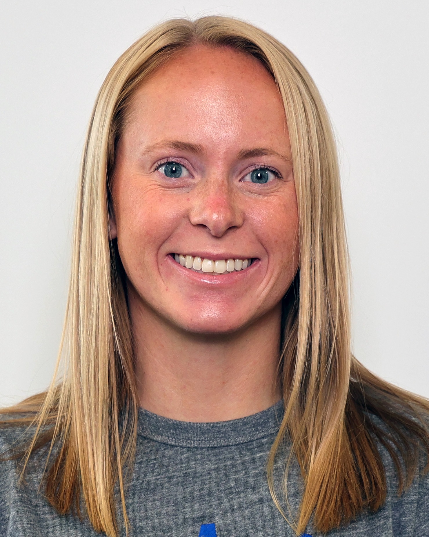 Summer Cramer headshot