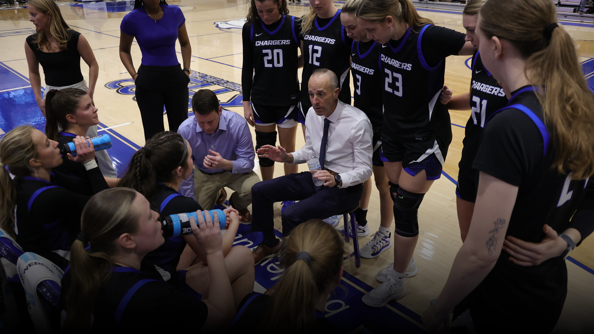 UAH WBB Team Huddle