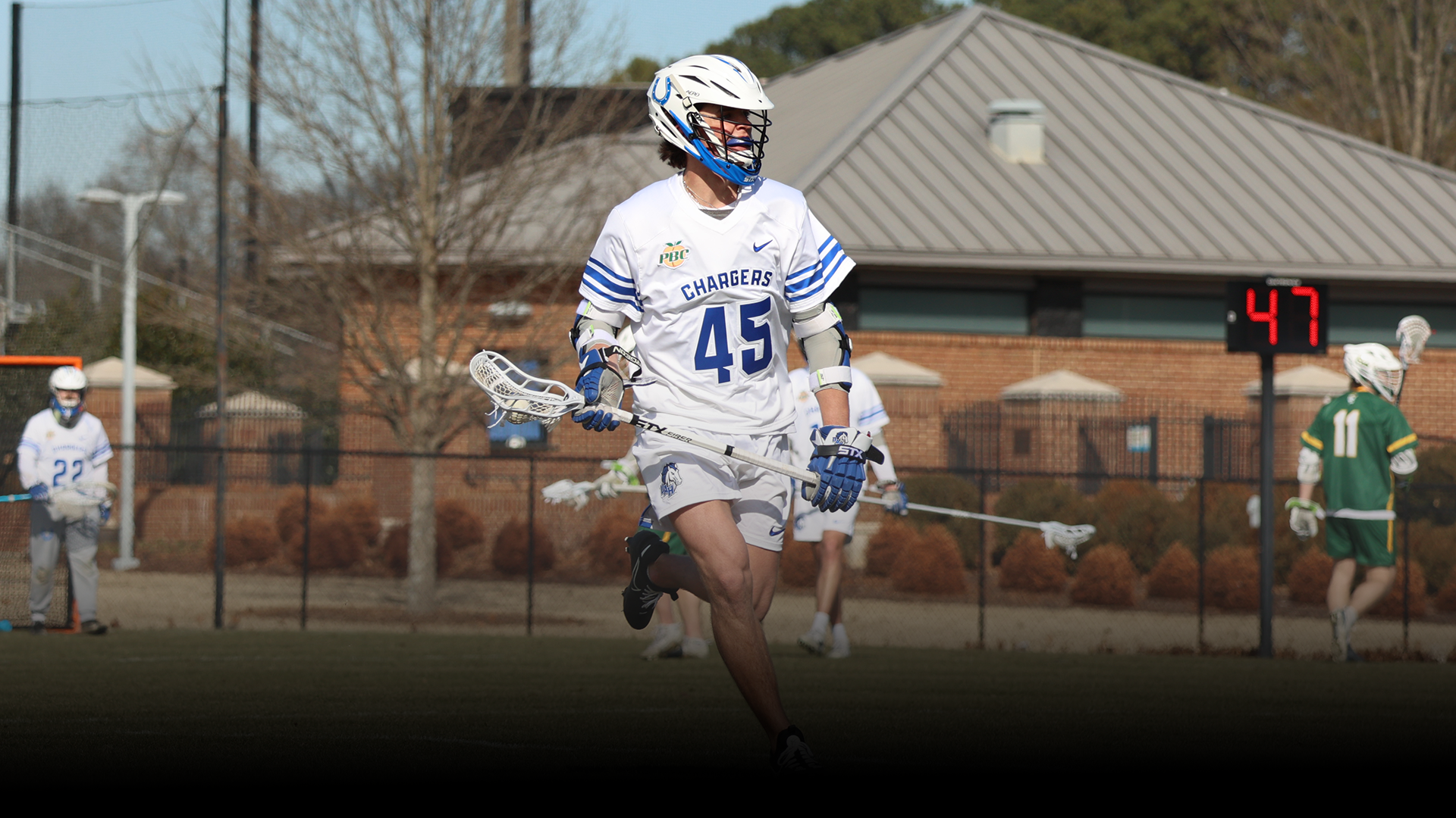 Jake Bertils running downfield