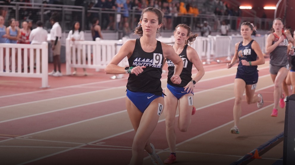 UAH distance runners