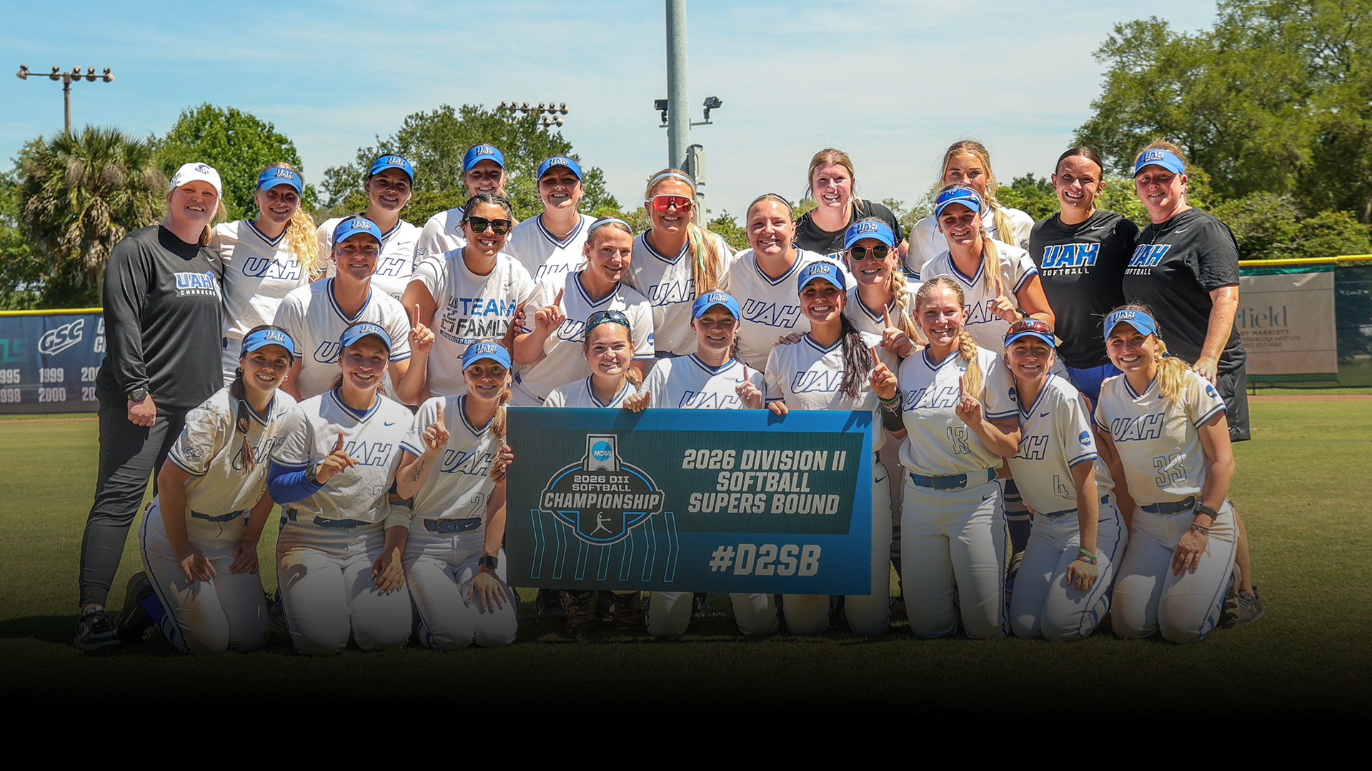 Softball Wins Regional Tournament 