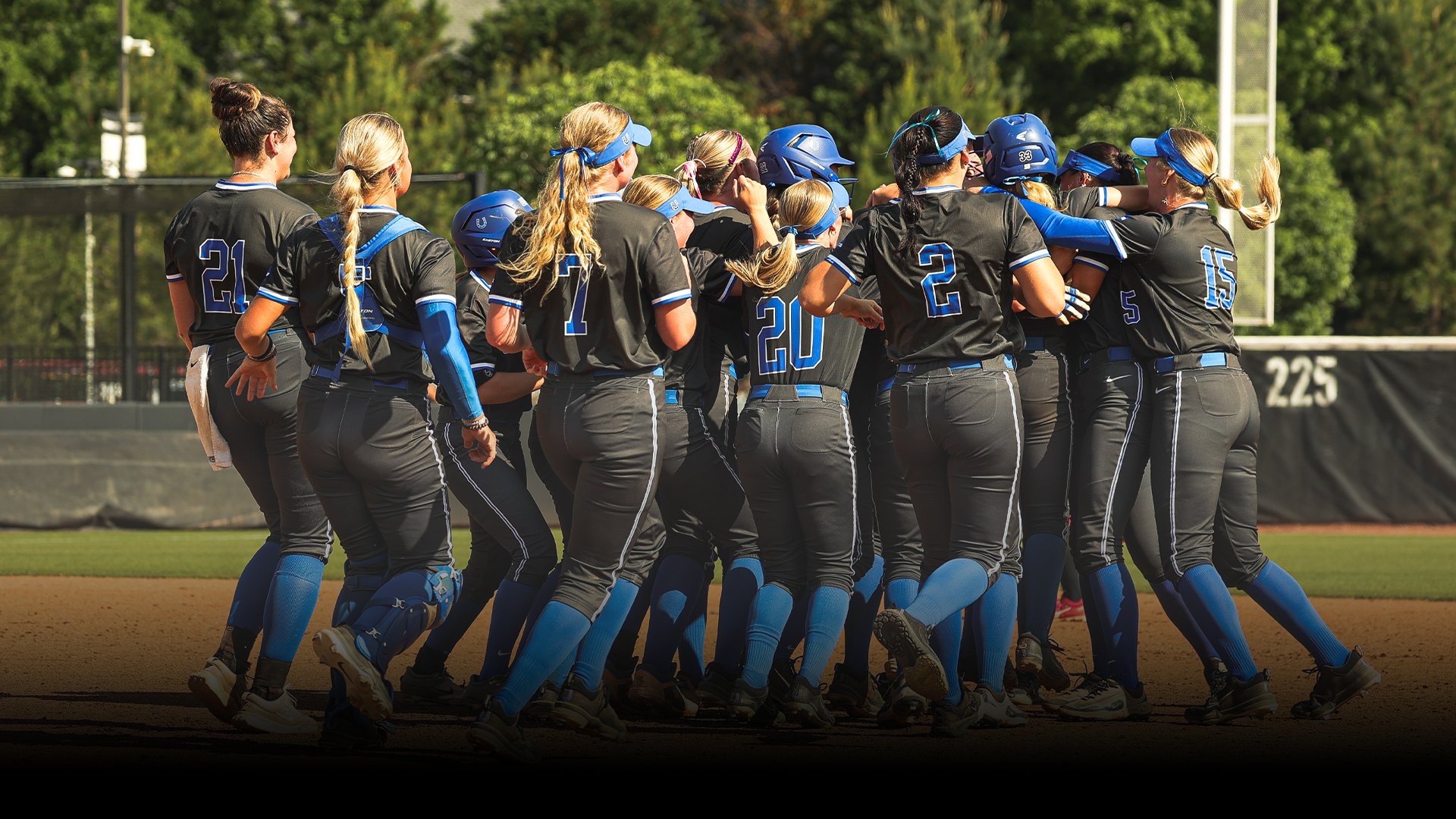 SB Team Celebrates Alexa Douthitt's Walk-Off Winner