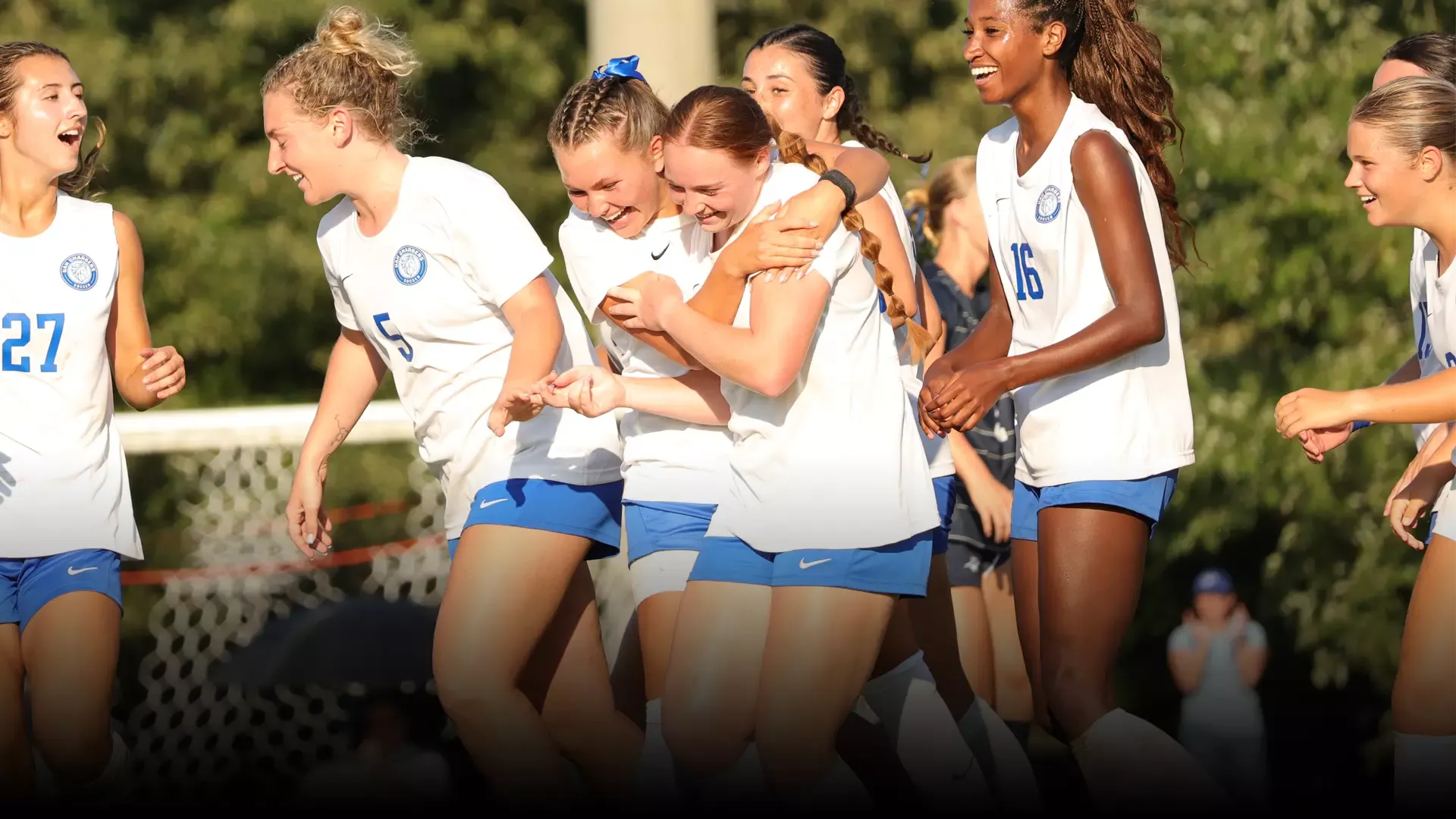WSOC celebrates Hull Score