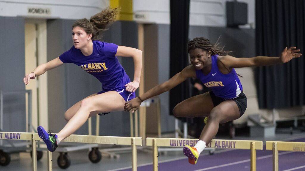 Men Third, Women Seventh In Week 2 Poll