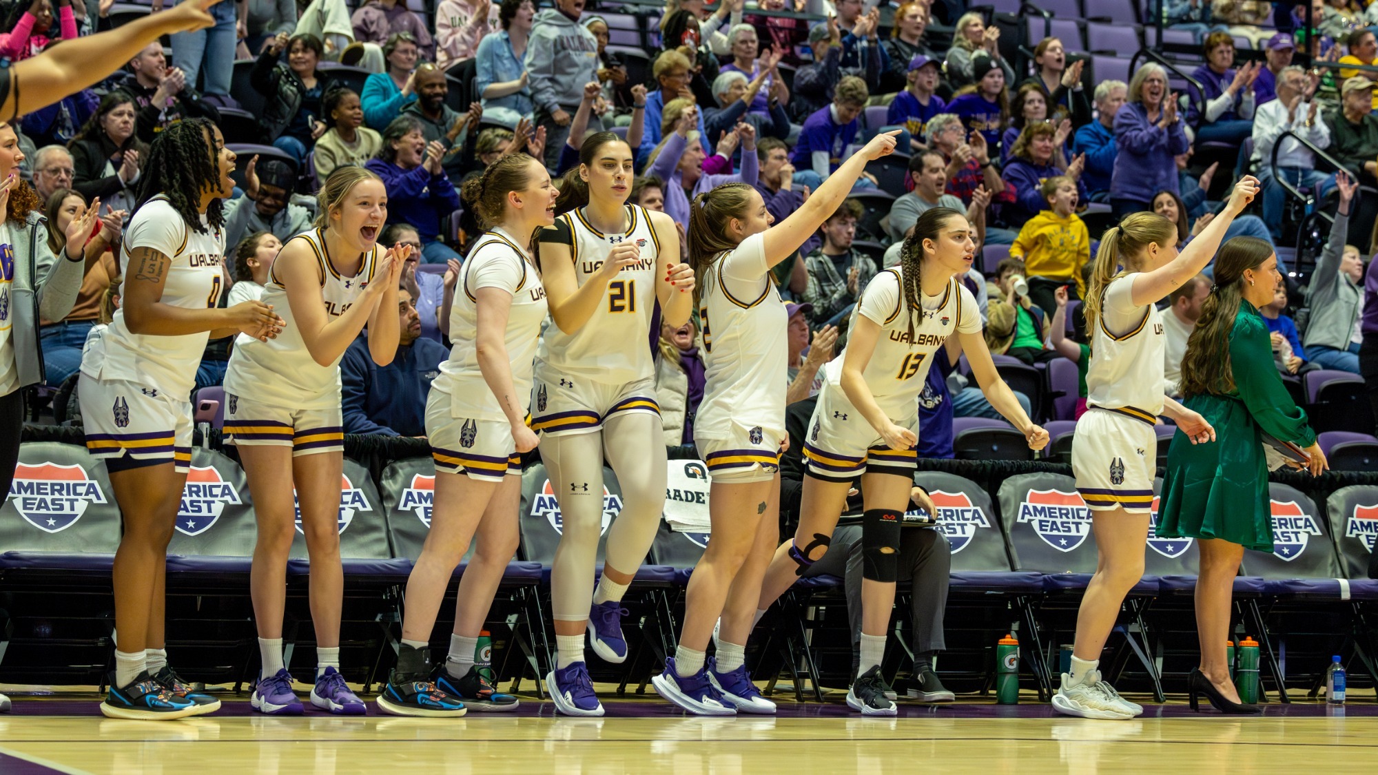 WBB Bench - AESF vs Maine 2025