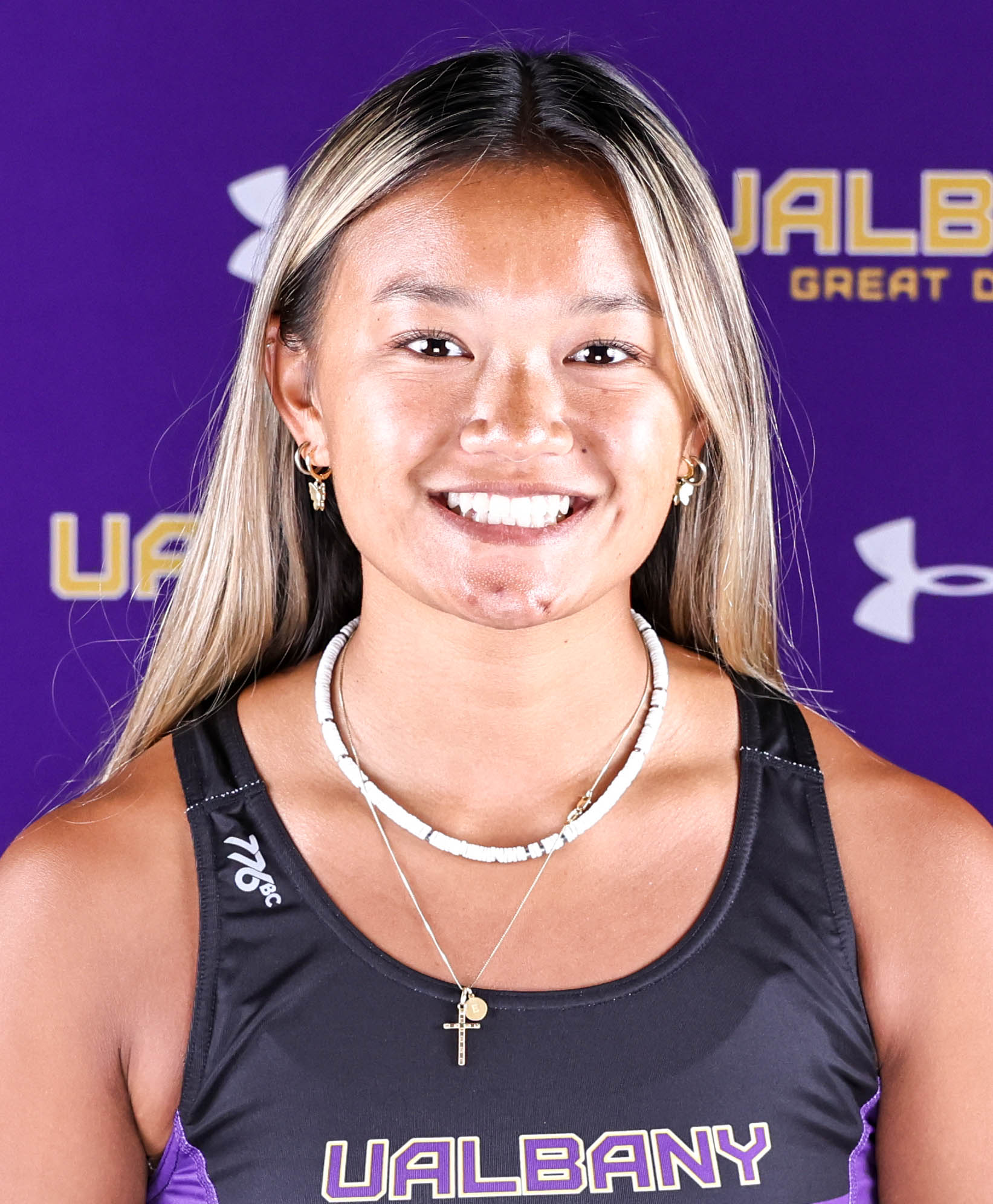 Women's Rowing Headshots Fall 2025