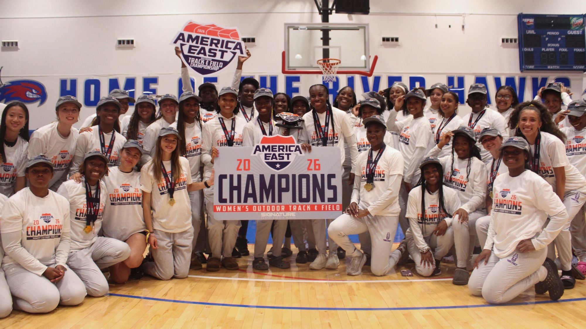 Champions - AE Outdoor Champs Women's 2026