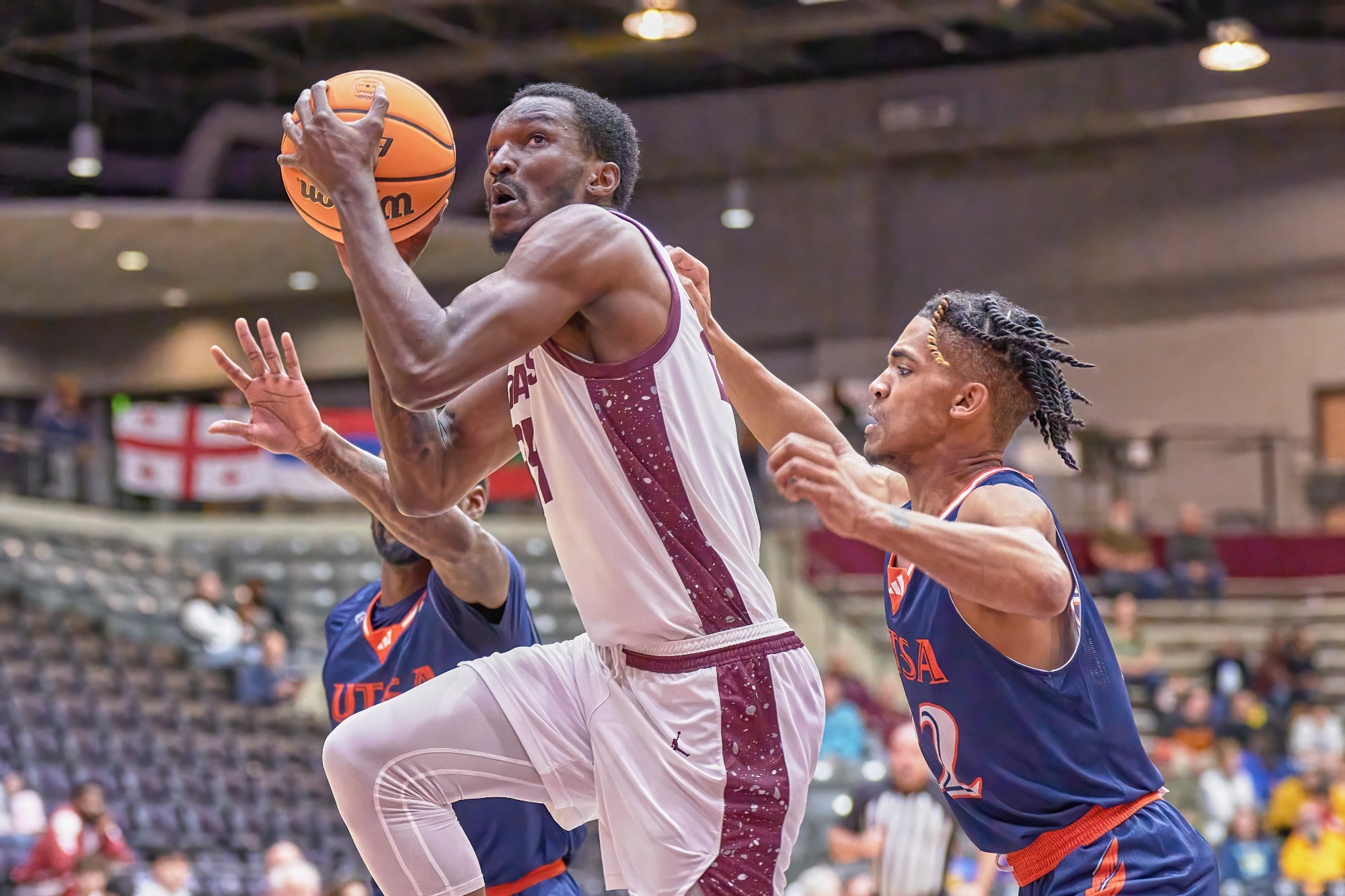 Little Rock Men's Basketball Defeats UTSA 9384 Little Rock Athletics