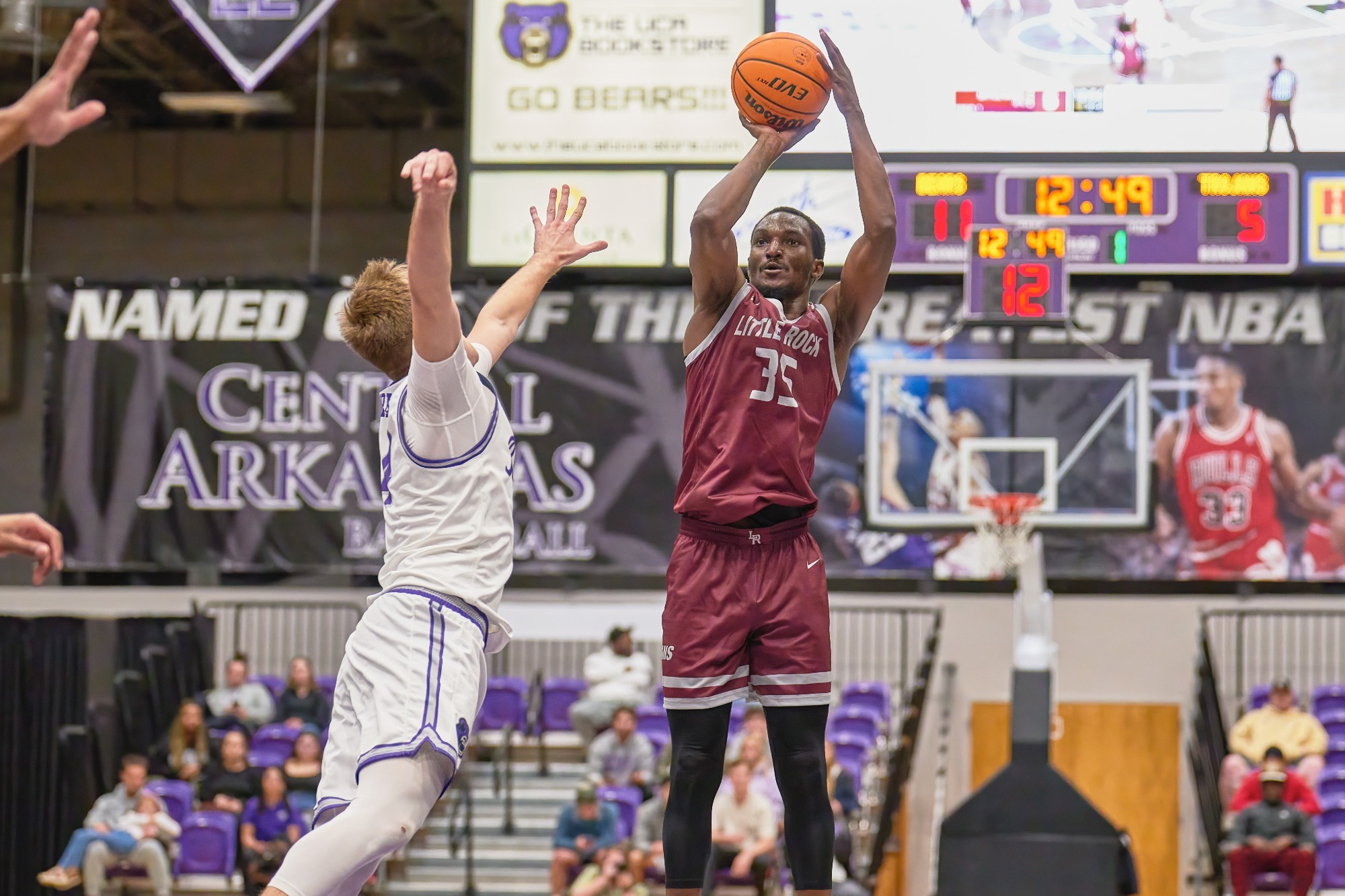 Little Rock Men's Basketball Loses at Central Arkansas 7571 Little