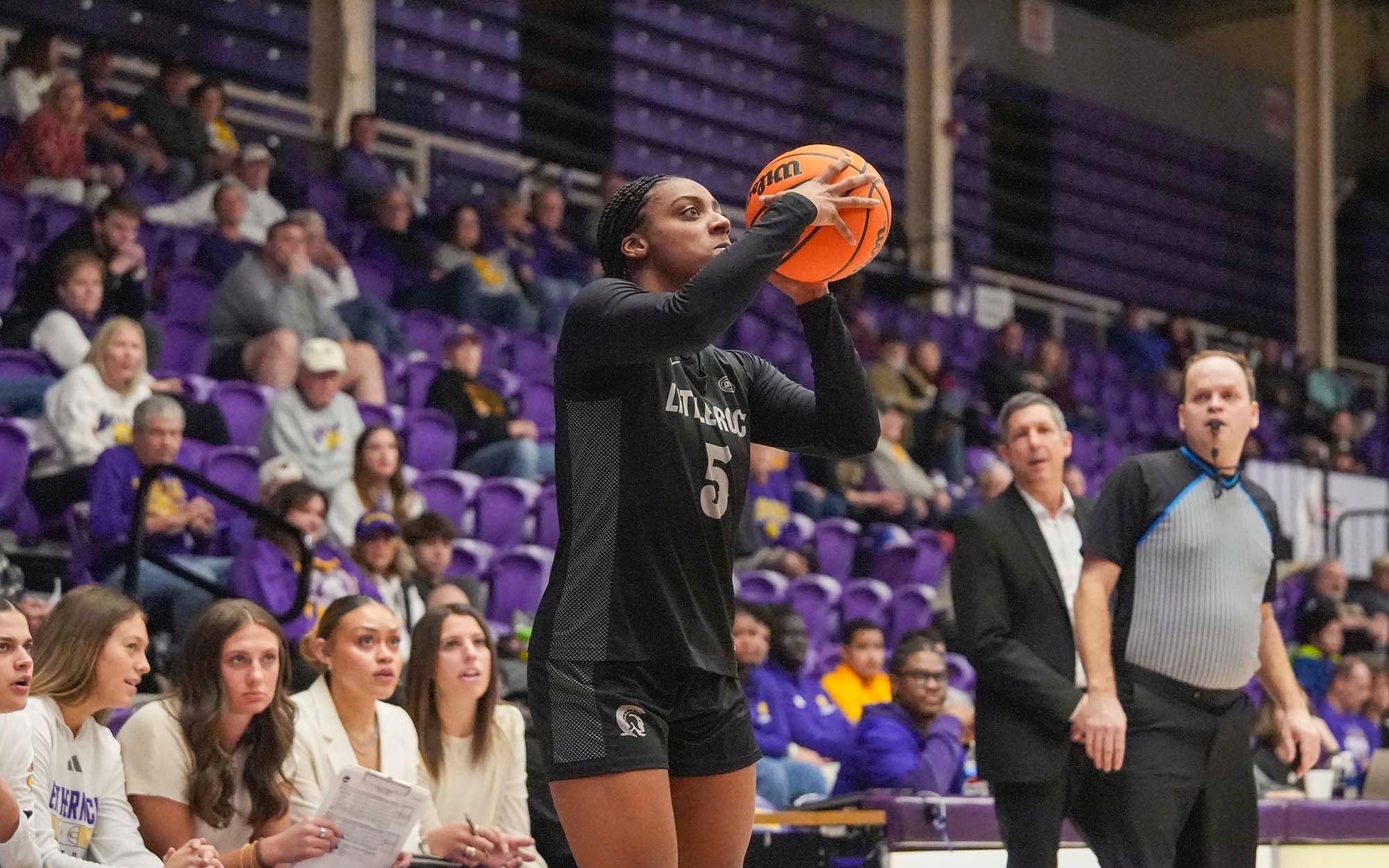 Jordan Holman at WIU 