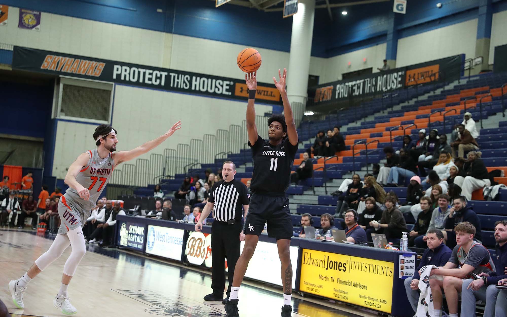 Johnathan Lawson at UTM 