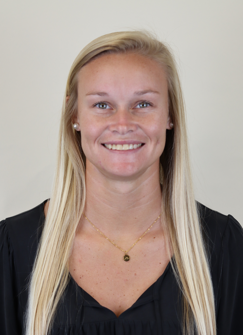 Coach Logan Calhoun 2023 Headshot