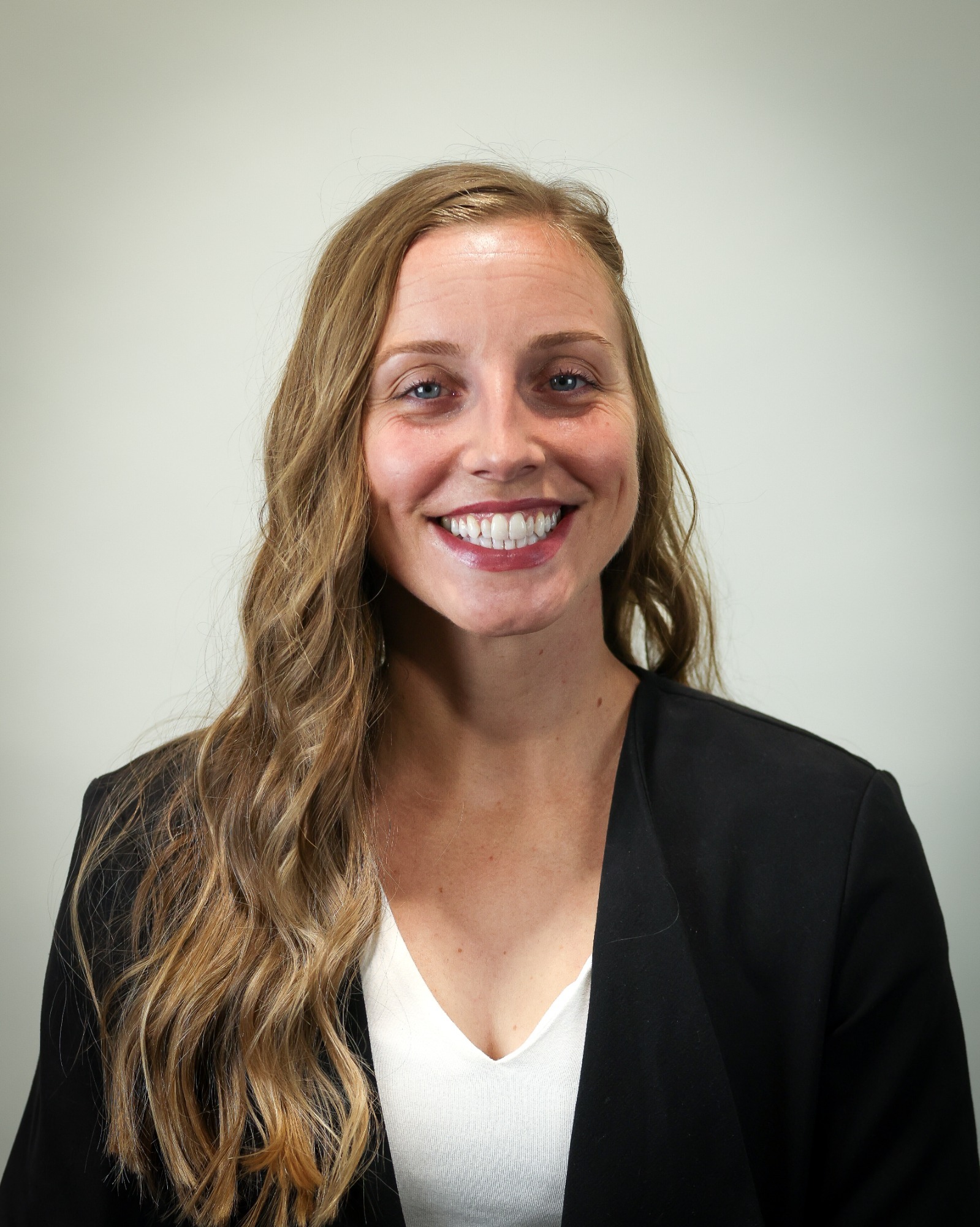 Coach Lauren Bogle - Women's Basketball Assistant Coach Headshot V2 (2026-27)