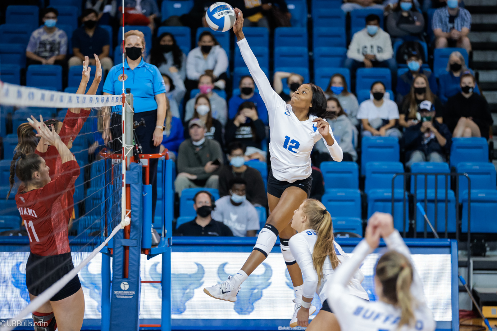 Courtney Okwara 2023 Women's Volleyball University at Buffalo