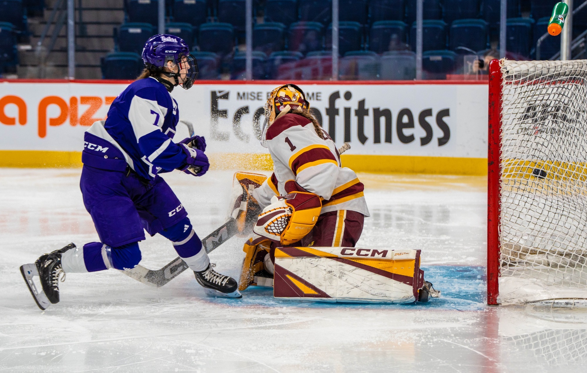 Cote goal at Place Bell