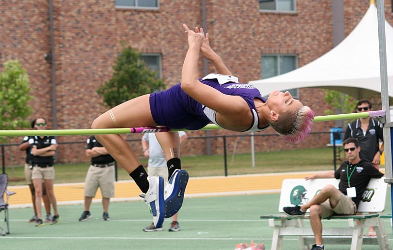 Samantha Gibson 201617 Women's Track and Field University of