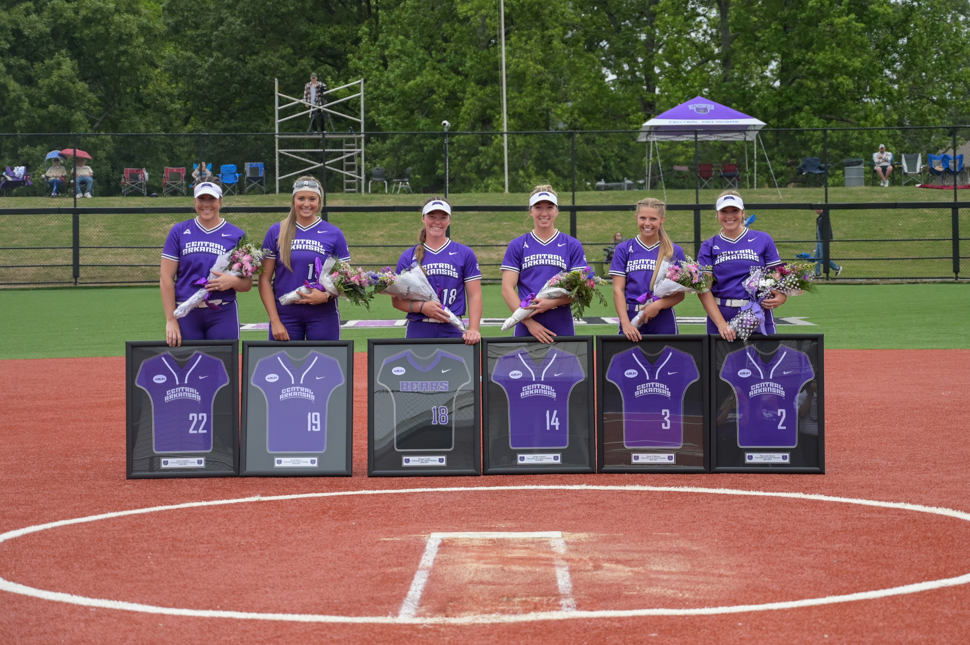 No. 23 Bears Sweep on Historic Senior Day University of