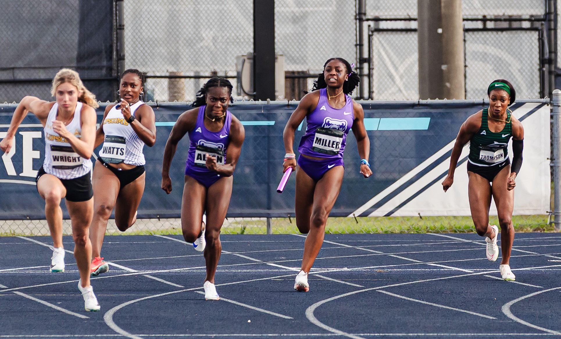 Women's 4x100
