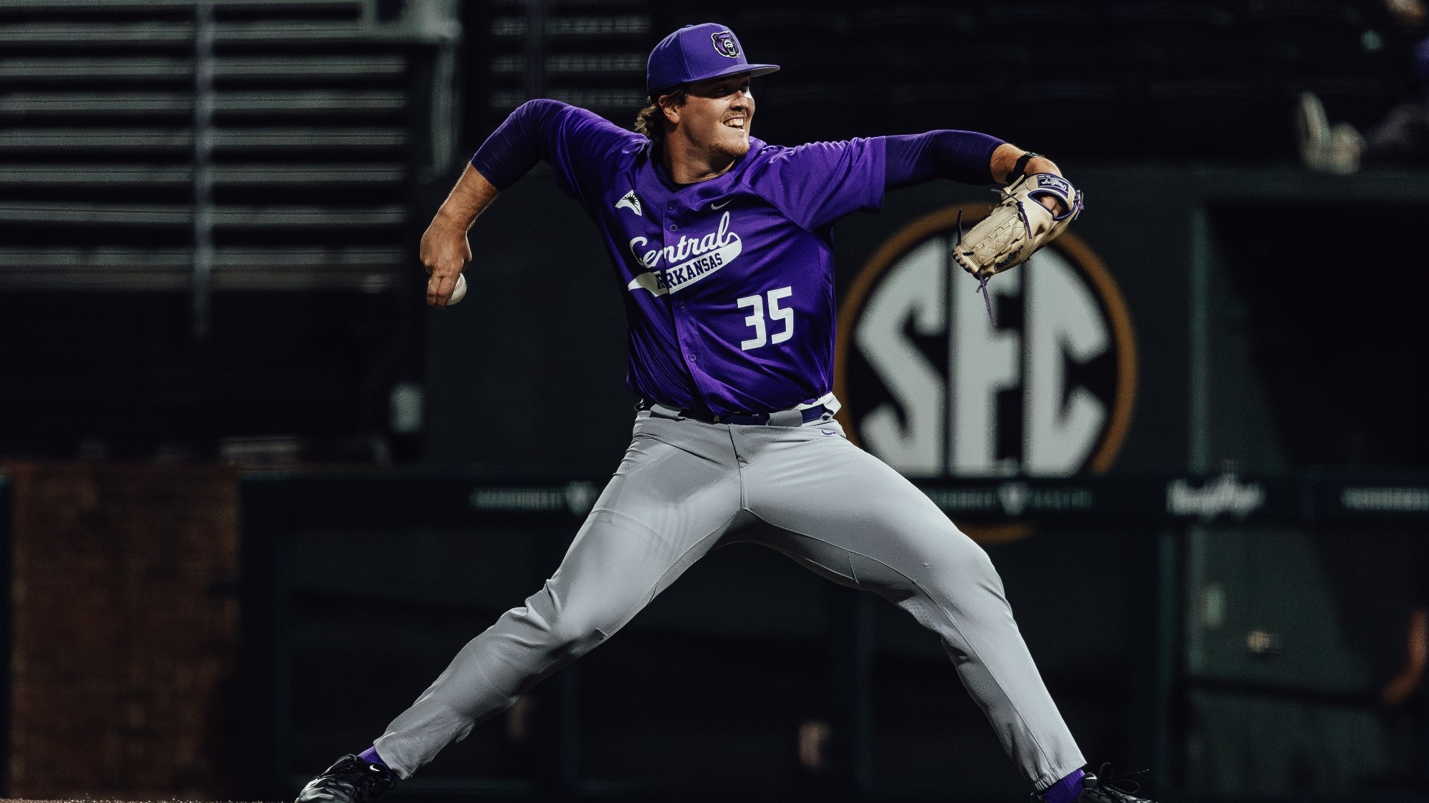 JB Williams pitching