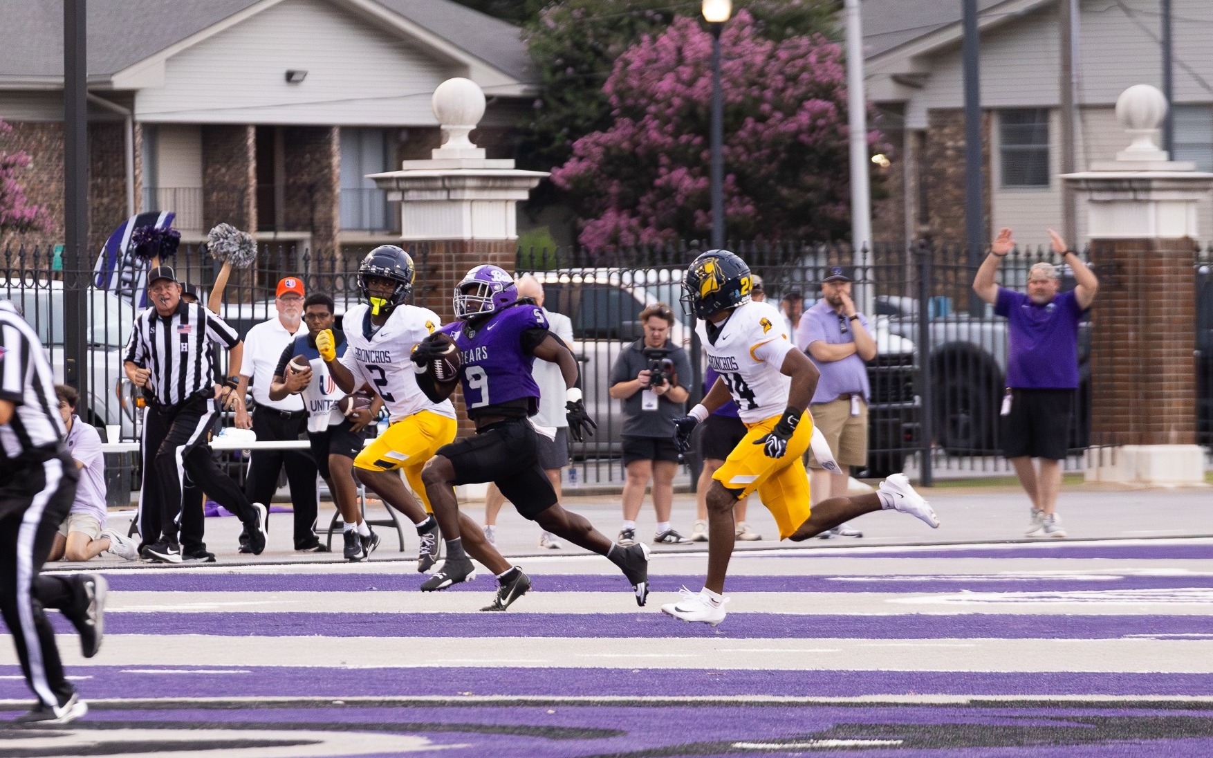 J Washington on the run