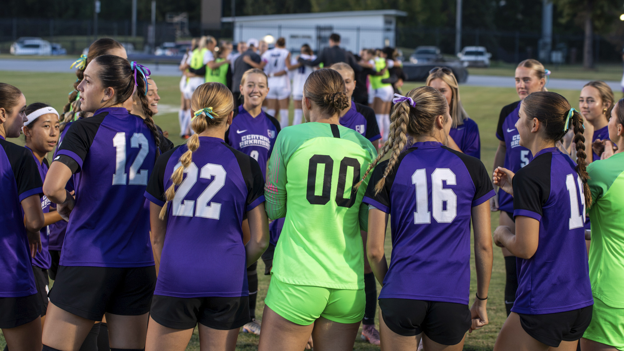 Women's Soccer huddle