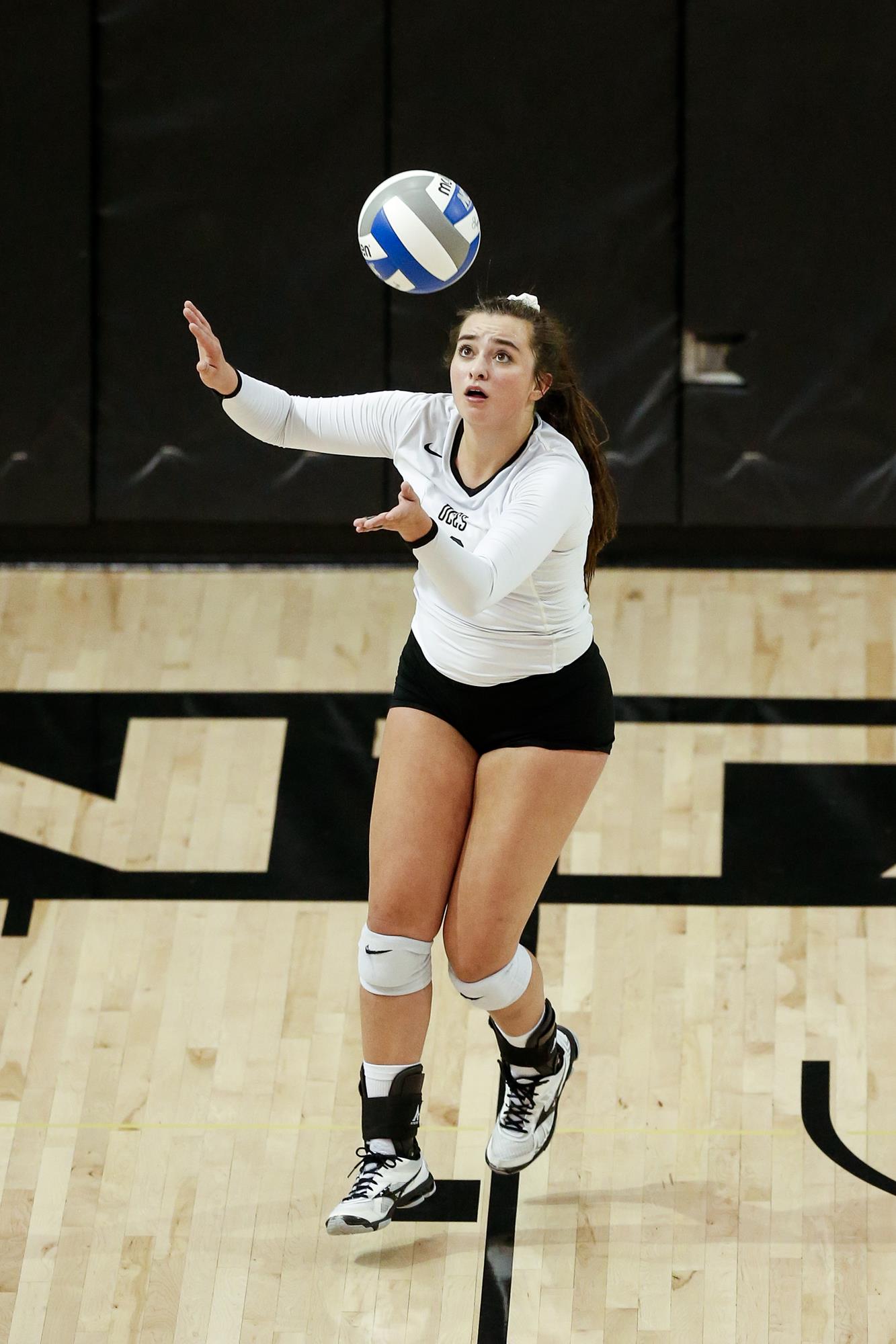Raelynn Edge Volleyball UCCS Athletics