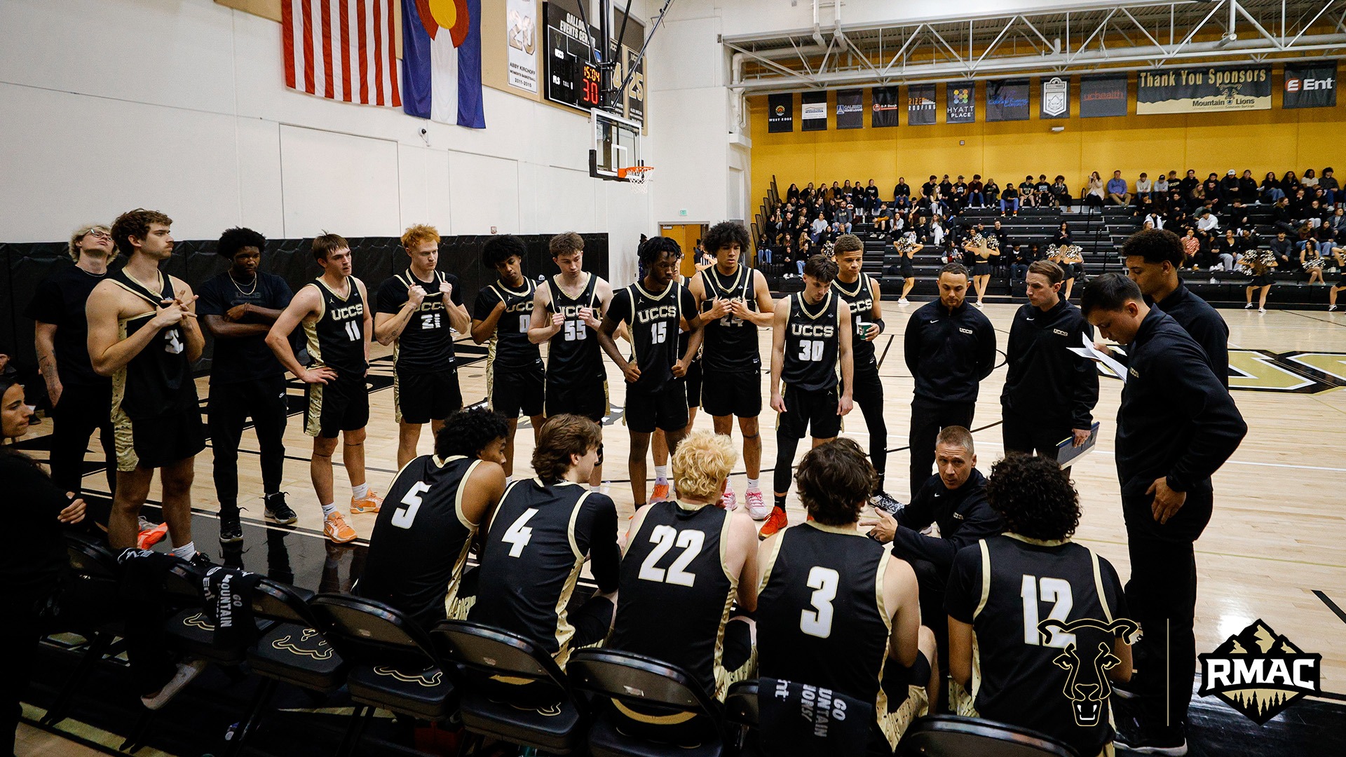 Story Photo MBB vs NMHU 12226