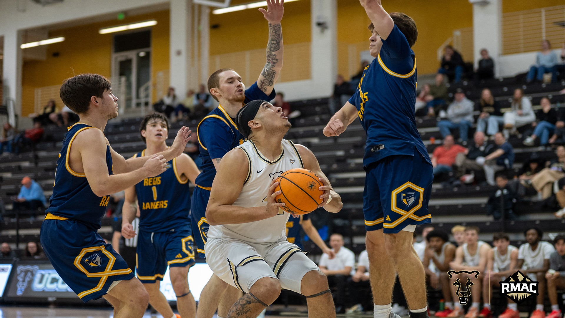 Story Photo MBB vs FLC 12426